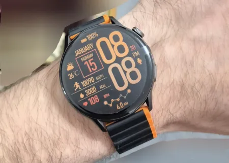 ساعت هوشمند گلوریمی مدل M2 MAX دارای قابلیت های صفحه نمایش رنگی، صفحه نمایش لمسی، قابلیت مکالمه از طریق بلوتوث بند سیلیکون