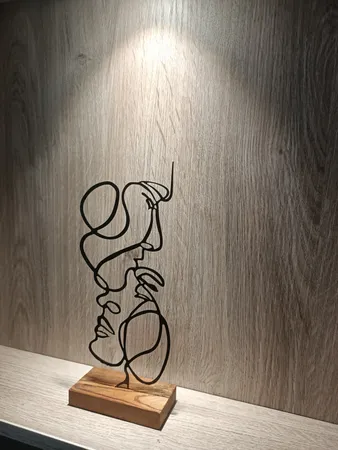 تندیس نیتا متال طرح دو چهره