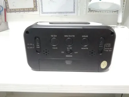 ساعت رومیزی مدل SR04