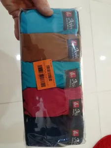 تجریه خرید شورت مردانه پوشاک ناطقیان مدل نخ پنبه کد 01 مجموعه 5 عددی