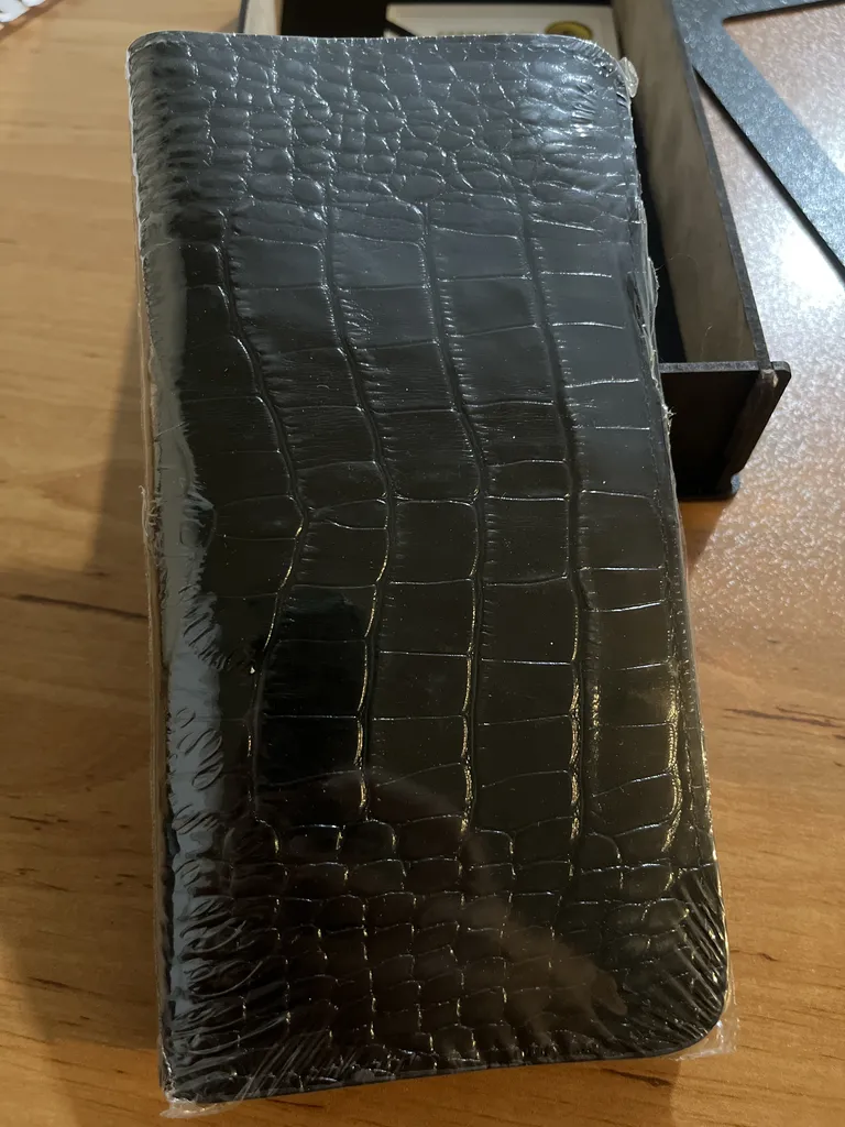 کیف پول چرم عطارد مدل K06