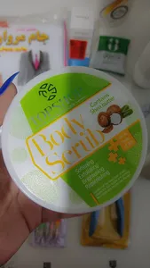 تجریه خرید اسکراب بدن تاپ شاپ مدل روغن شی باتر حجم 200 میلی لیتر