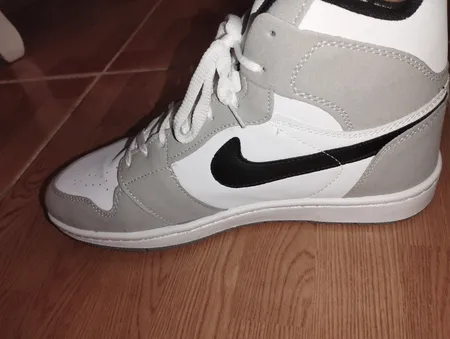 کفش مخصوص دویدن مدل Air Jordan 1 Mid Light Smoke