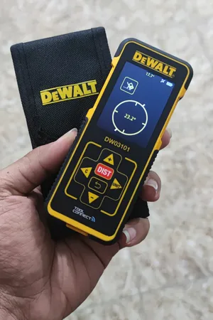 متر لیزری دیوالت مدل DW03101-XJ