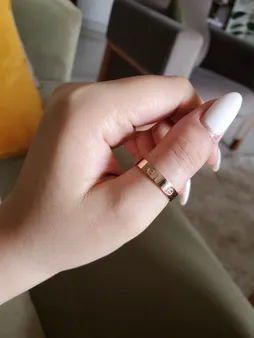 انگشتر زنانه مدل لاو کد R3590