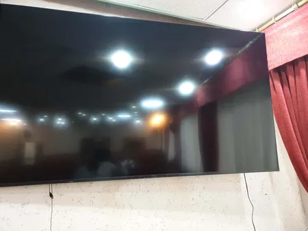 پایه دیواری تلویزیون تی وی جک مدل W6 مناسب برای تلوزیون 55 تا 85 اینچ