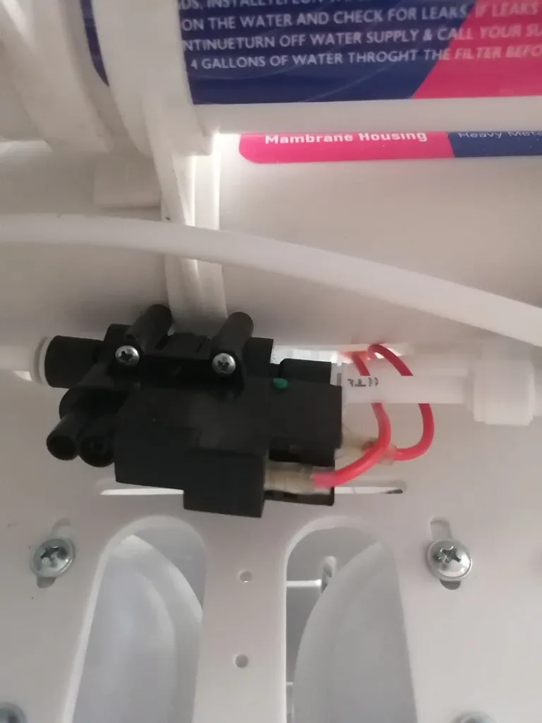 دستگاه تصفیه آب خانگی سافت واتر مدل RO8_OX