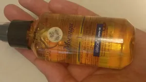 تجریه خرید روغن مراقبت از مو مورینگا اِمو مدل 1 انواع مو 100 میلی لیتر