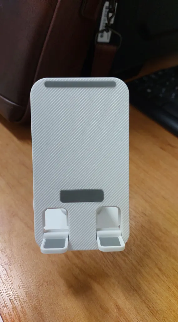 پایه نگهدارنده گوشی موبایل و تبلت  مدل ۳۶۰ درجه