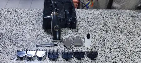 ست ماشین اصلاح موی صورت و بدن وی جی آر مدل V-099