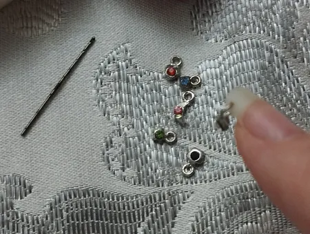 آویز ناخن کد 001 بسته 6 عددی