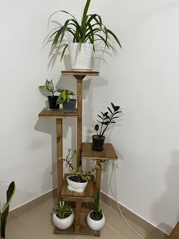 استند گلدان مدل i8