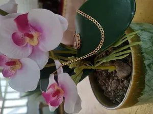 تجریه خرید دستبند طلا 18 عیار زنانه مدل  crt7