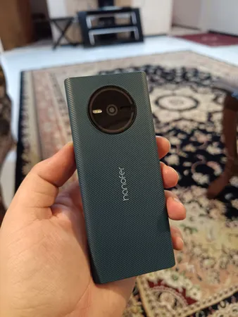 گوشی موبایل هانوفر مدل 150 2024 دو سیم کارت ظرفیت 32 مگابایت و رم 24 مگابایت