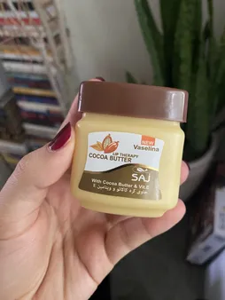 وازلین لب ساج مدل کره کاکائو