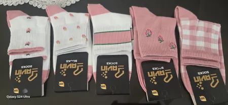 جوراب زنانه پاوین مدل توت فرنگی نیم ساق بسته 5 عددی