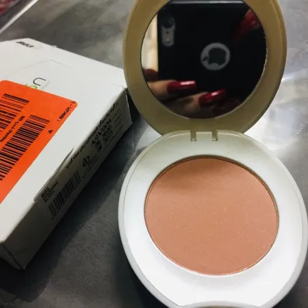 رژگونه شون سری Charming شماره B03