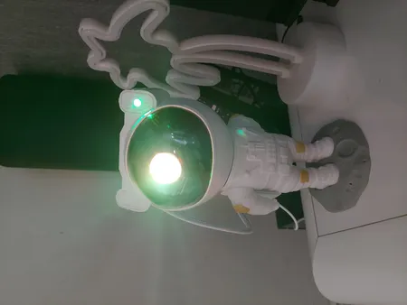 رقص نور مدل 360  درجه طرح فضانورد