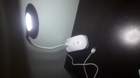 چراغ مطالعه لمسی گیره ای قابل شارژ ویداسی مدل WD-6038