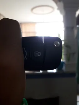 فلش مموری طرح ریموت آئودی کد UP-011-U3 ظرفیت 32 گیگابایت