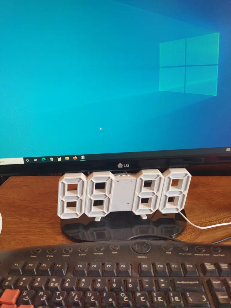 ساعت رومیزی دیجیتال مدل هوشمند عددی