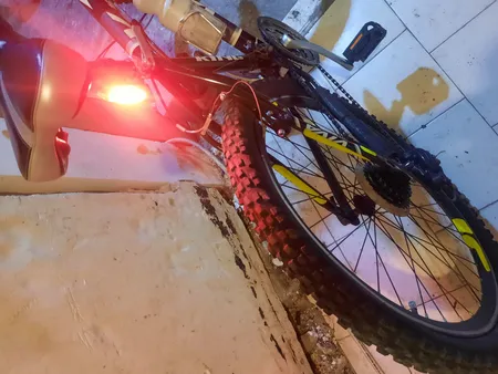 چراغ عقب دوچرخه مدل OK XC181R