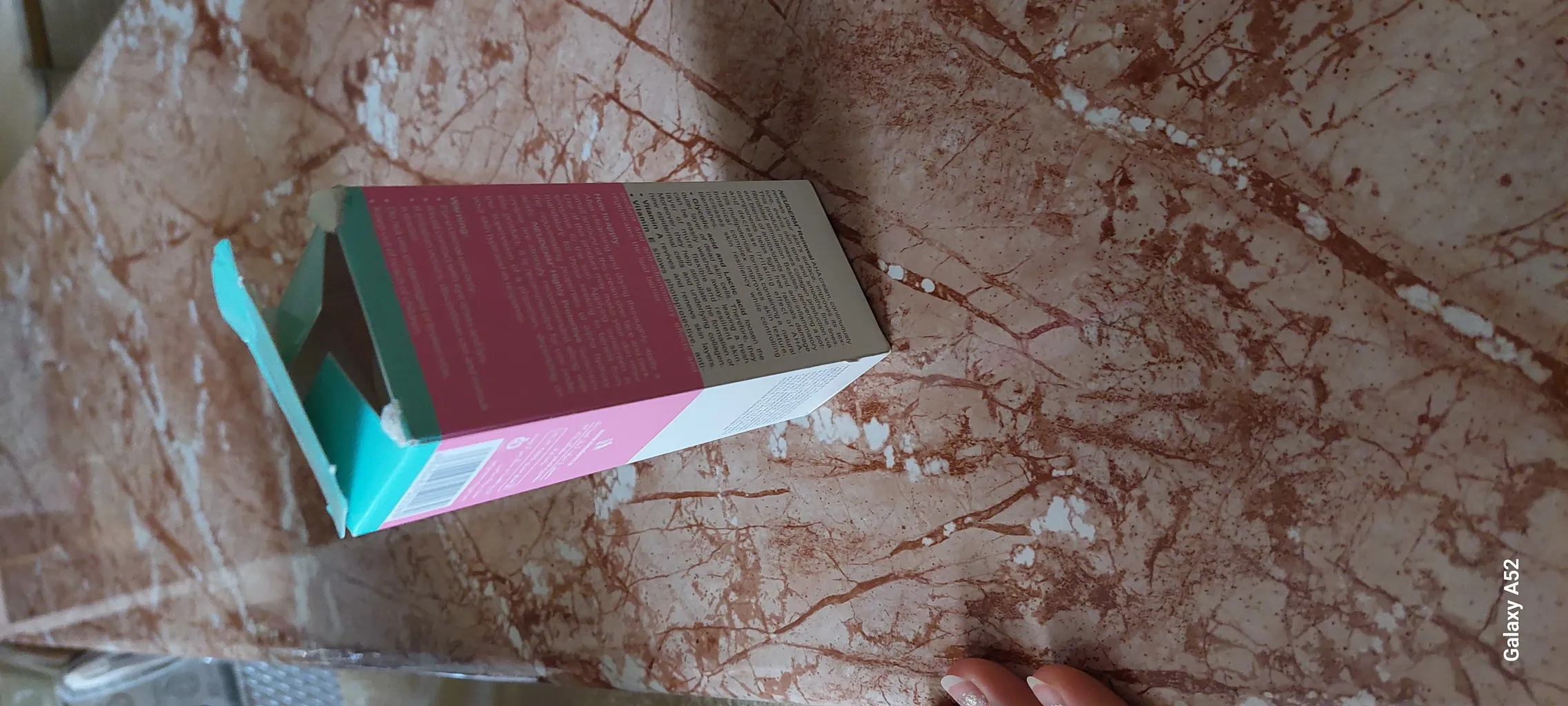 کرم لایه بردار نئودرم مدل Renewal AHA 13% حجم 50 میلی لیتر