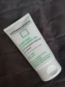 تجریه خرید ژل شستشو صورت درماتیپیک مدل Nettoyant حجم 150 میلی لیتر