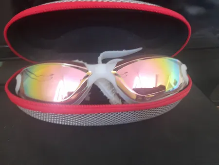 عینک شنا اسپیدو مدل 885