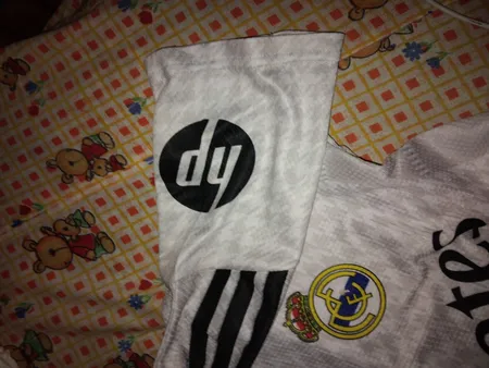 ست سه تکه لباس ورزشی پسرانه مدل رئال مادرید طرح امباپه 2025