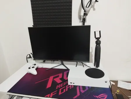 مانیتور جی پلاس مدل GDM-245LN سایز 24 اینچ