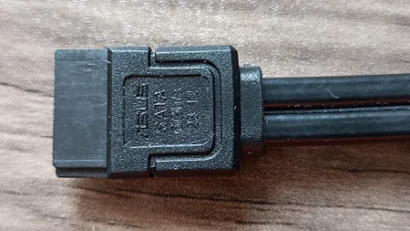 کابل دیتا SATA 3 مدل 12CF1 طول 0.5 متر بسته 2 عددی