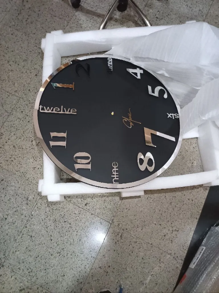 ساعت دیواری اِلِنسی مدل Dila کد 80c