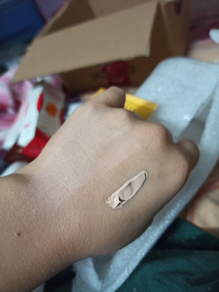 کرم ضدآفتاب رنگی فاقد چربی سی گل 50 میلی‌لیتر