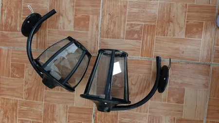 چراغ حیاطی دیواری مدل کلاسیک