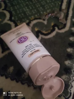 کرم مرطوب کننده آردن بیوتی مدل Light Beige وزن 40 گرم