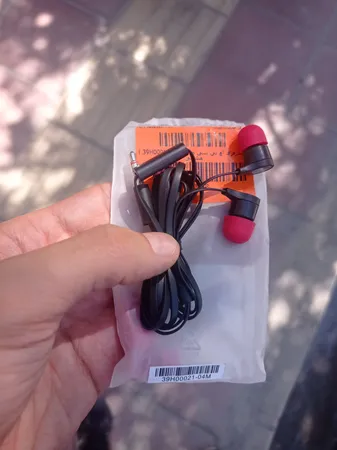 هندزفری اچ تی سی مدل 39H00014-10M