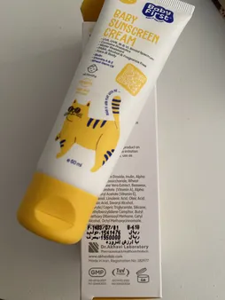 کرم ضد آفتاب کودکان بیبی فرست مدل SPF30 حجم 50 میلی لیتر