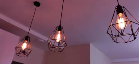 لامپ فیلامنتی انگاره مدل ST64 خطی پایه E27