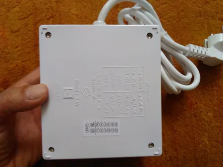 محافظ ولتاژ آنالوگ یخچال تیراژه مدل آوا