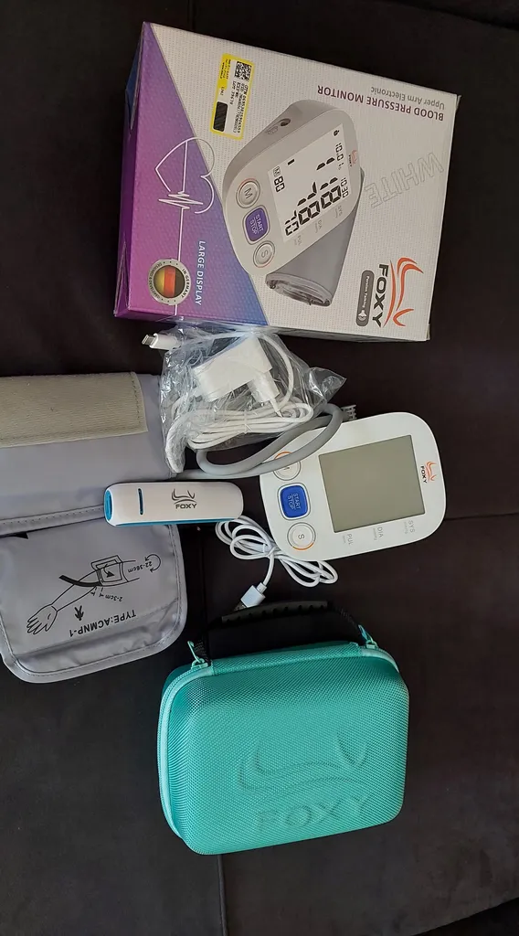 فشارسنج بازویی دیجیتال فوکسی مدل WHITE به همراه پاوربانک فوکسی