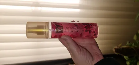 بادی اسپلش زنانه مای مدل Magic Moment حجم 220 میلی لیتر