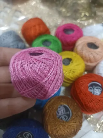 نخ گلدوزی مدل 005 بسته 16 عددی