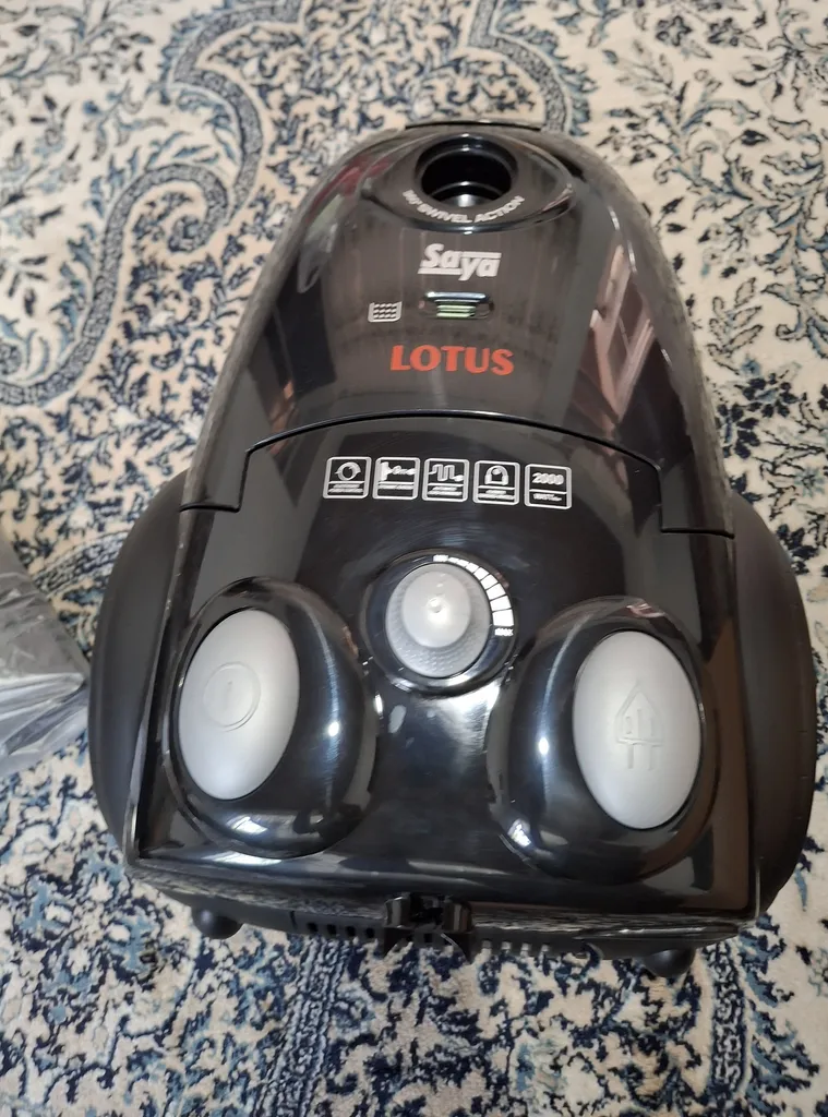 جاروبرقی 2000 وات سایا مدل Lotus-LVC