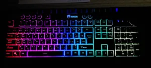 تجریه خرید کیبورد مخصوص بازی گرین مدل GK703-RGBسوییچ ممبران ، Full Size، نورپردازی RGB