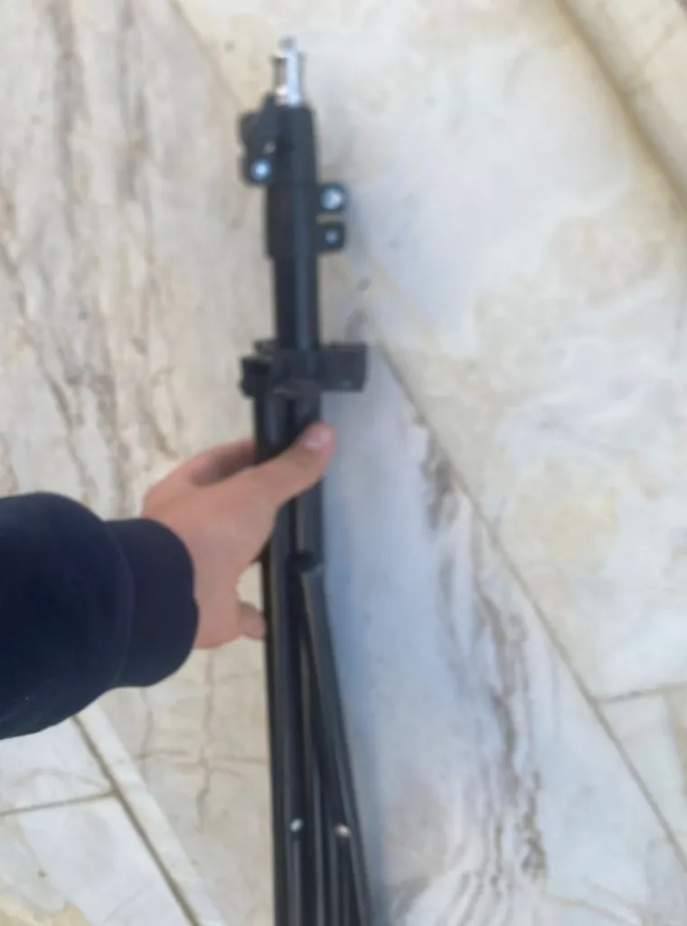 سه پایه نگهدارنده گوشی موبایل زومی مدل Cell Phone Stand