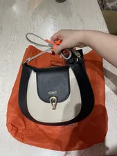 تجریه خرید کیف دوشی زنانه چرم یلسان مدل آوید کد 218-GN-04