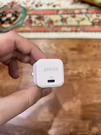 شارژر دیواری 20 وات انکر مدل PowerPort III A2149 Cube