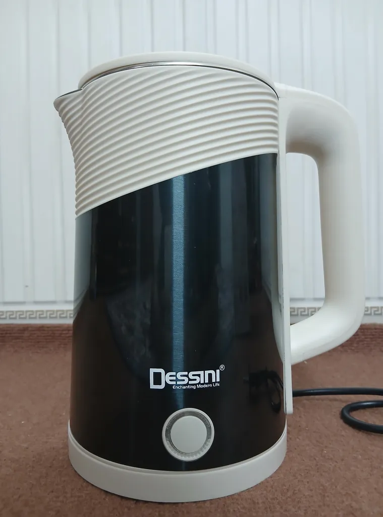 کتری برقی دسینی مدل KD-2323 گنجایش 2 لیتر