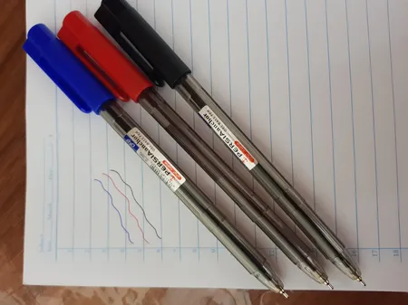 خودکار پرشیا مدل لیان کد D 0.7 بسته 3 عددی